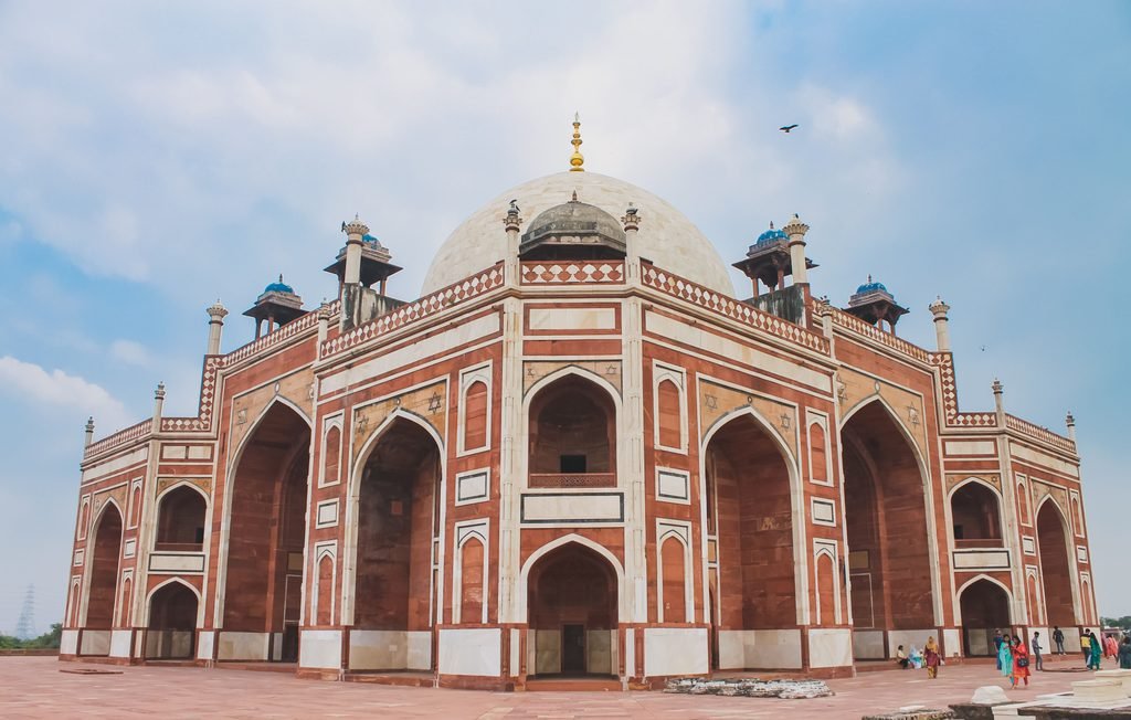 Mughal Empire architecture and history illustration