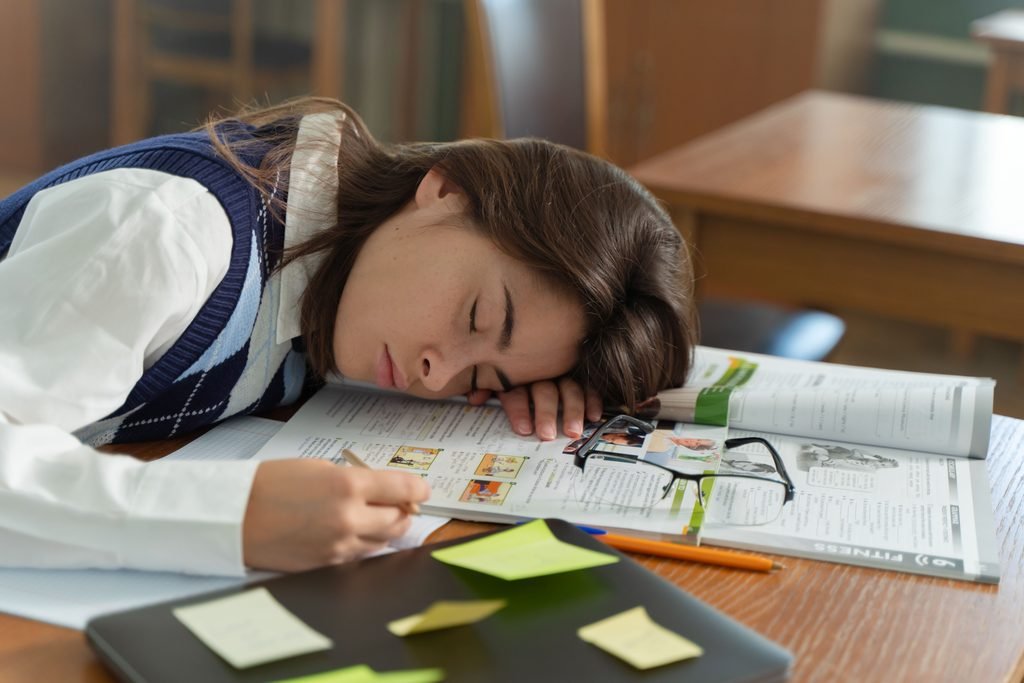 Student studying for hours but struggling to remember what they learned